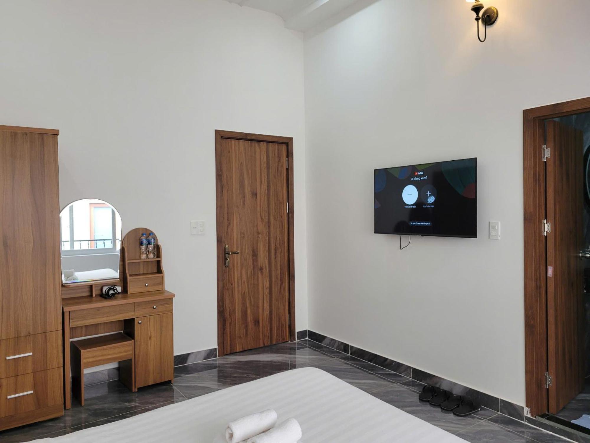 Savio Hotel Trieu Viet Vuong Далат Экстерьер фото