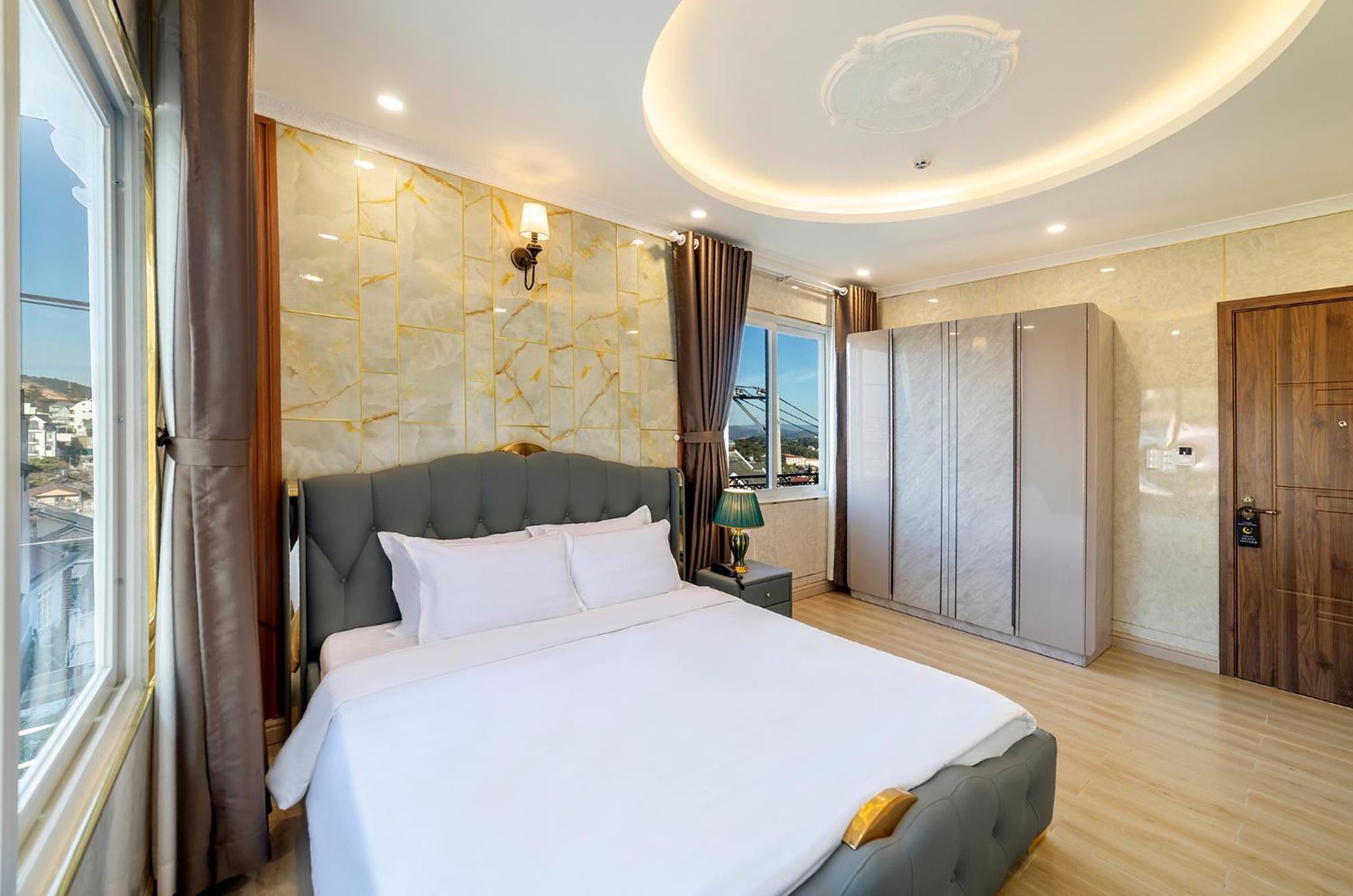 Savio Hotel Trieu Viet Vuong Далат Экстерьер фото